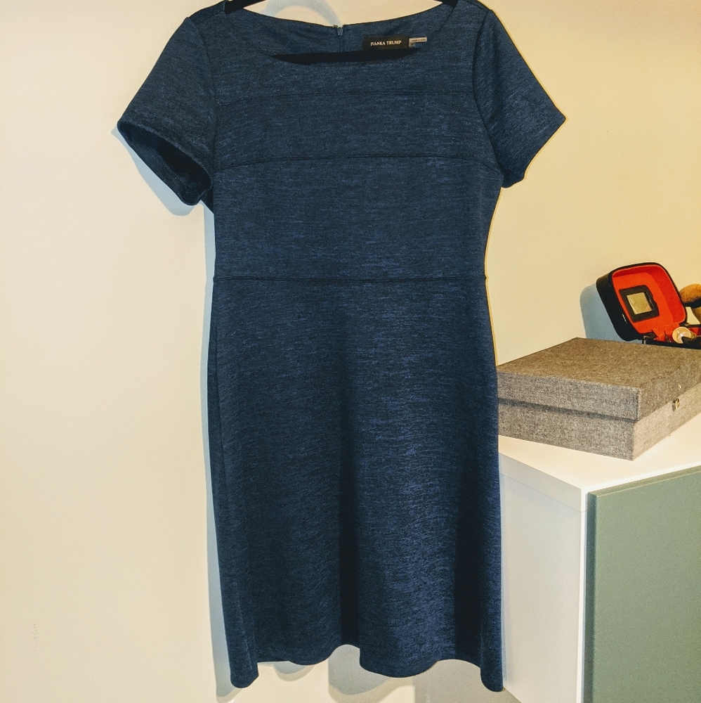 Ivanka Trump shift short sleeve dress navy black